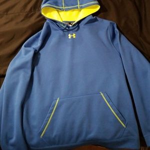 XL Under Armour pullover hoodie
